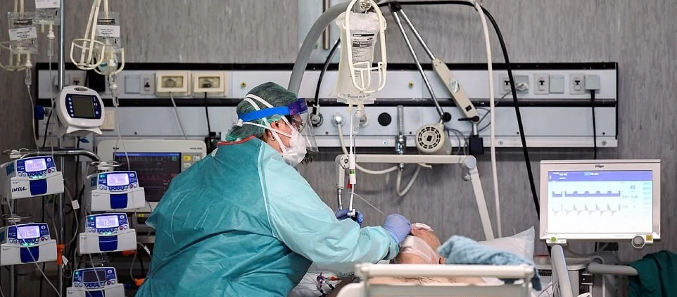 «Αποκάλυψη»: Σοκαριστικές εικόνες από το εσωτερικό του νοσοκομείου στο Μπέργκαμο (φώτο - βίντεο)